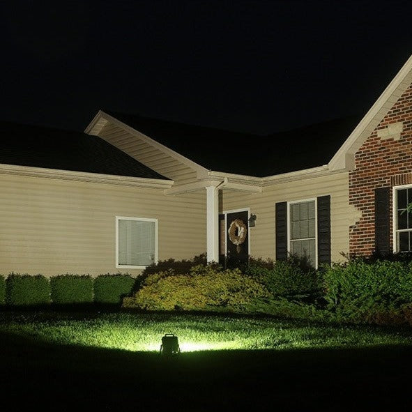 Lumina™ Proyector solar