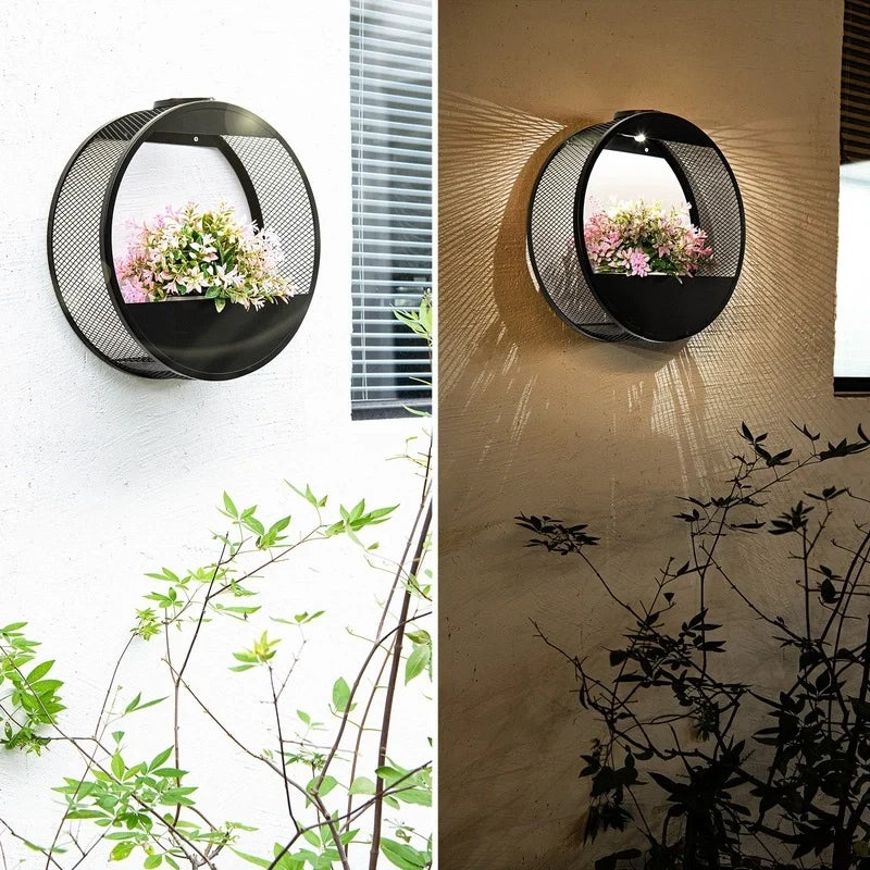 Lámpara de pared con maceta solar