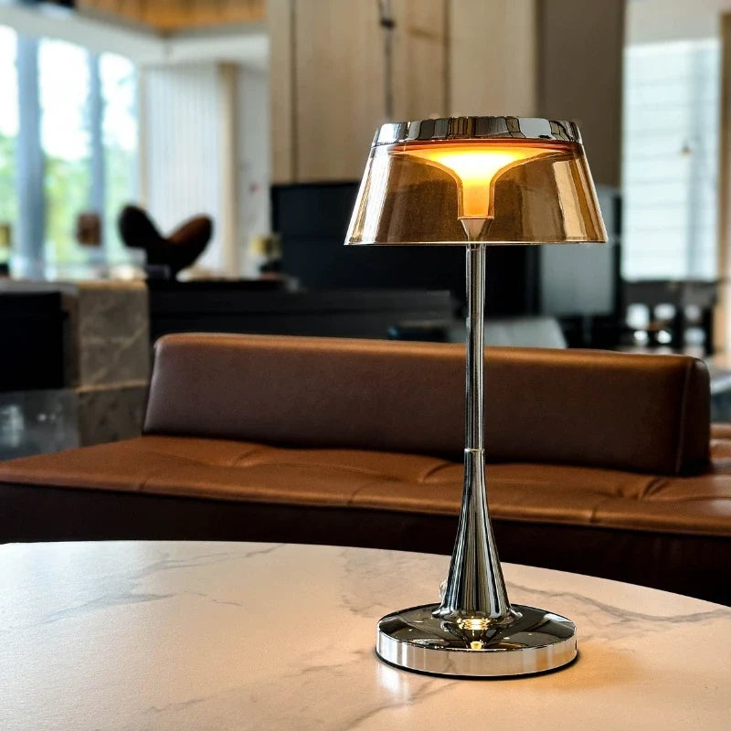 Lustra™ Lámpara de mesa