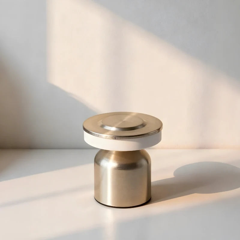 Auralis™ Lámpara de mesa