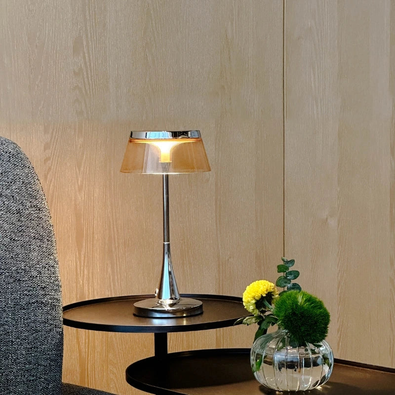 Lustra™ Lámpara de mesa