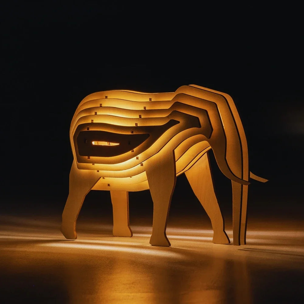 WildCraft™ Lámpara de madera con animales