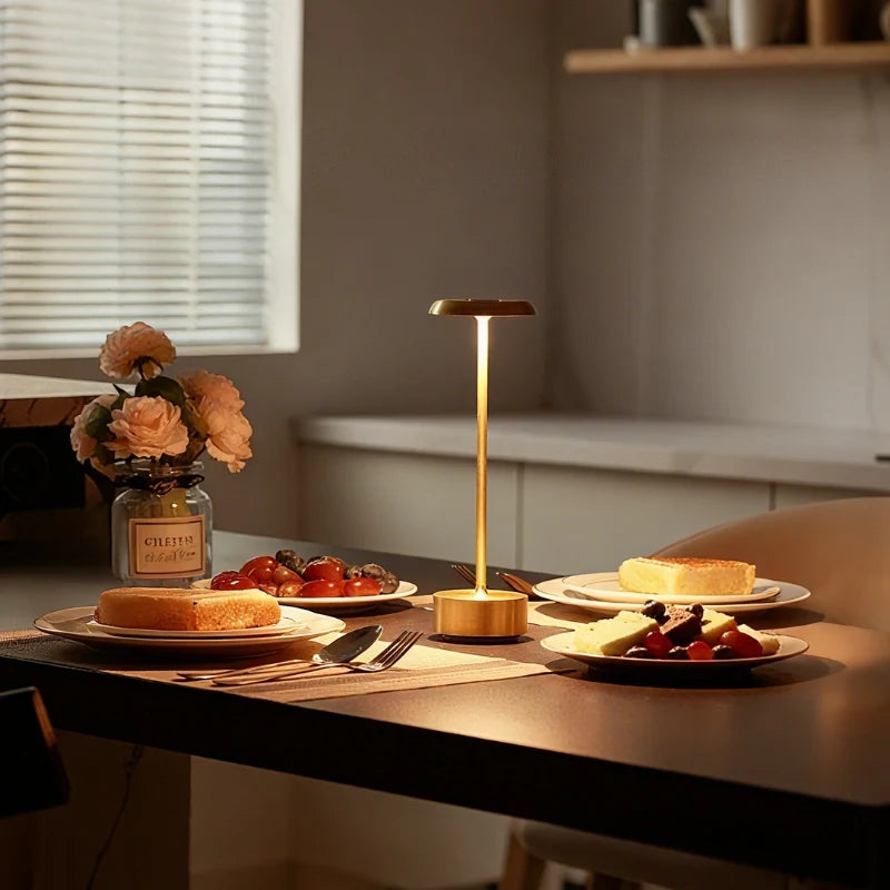 Luxora™ Lámpara de mesa