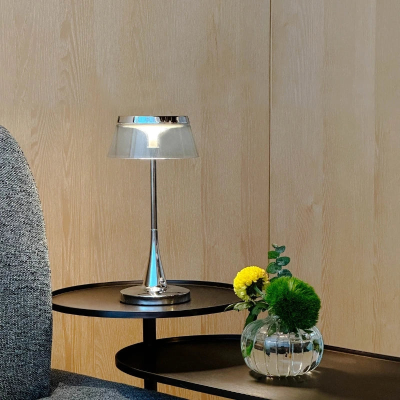 Lustra™ Lámpara de mesa