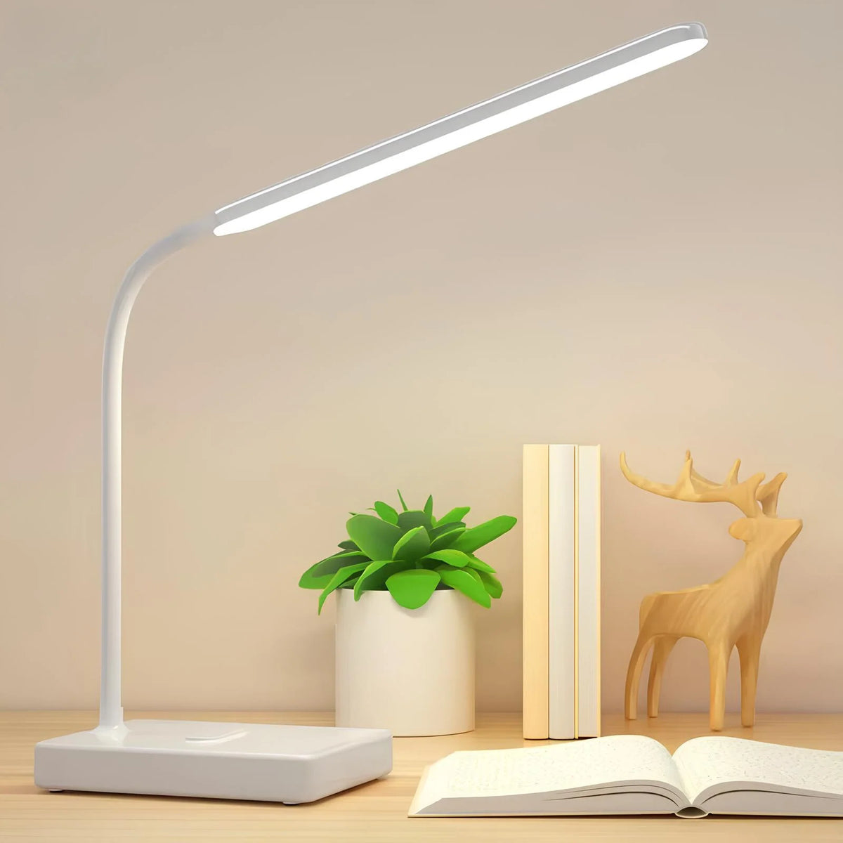 Flexilight™ Desk Lamp