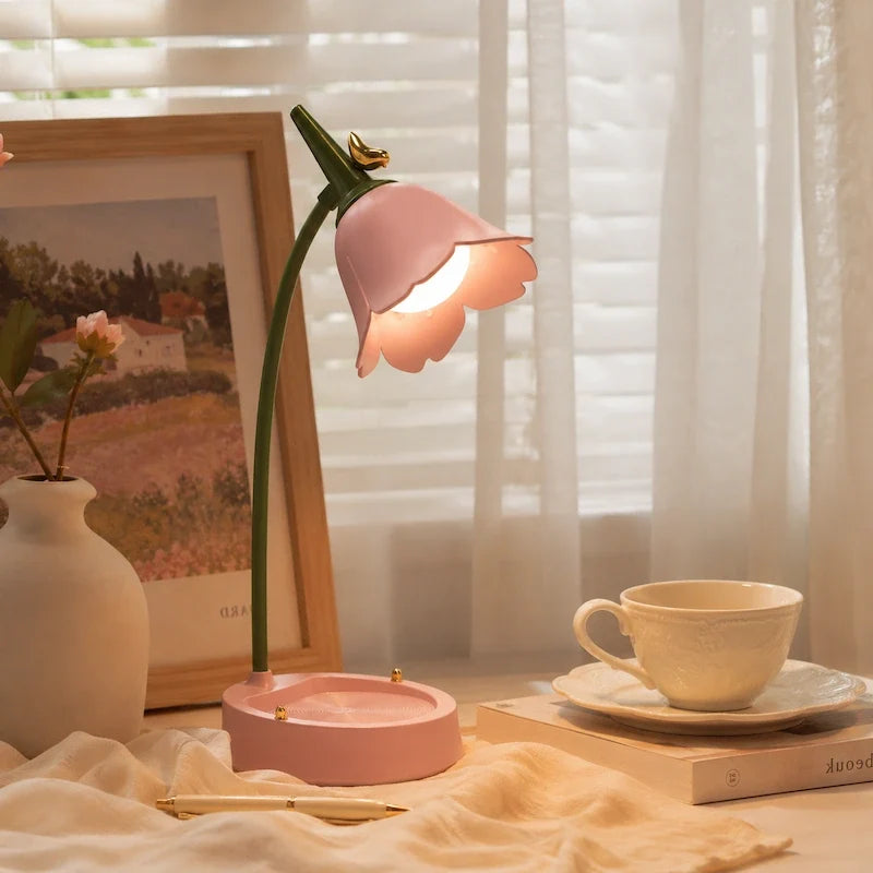 Flowerette™ Desk Lamp