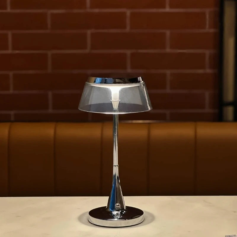 Lustra™ Lámpara de mesa