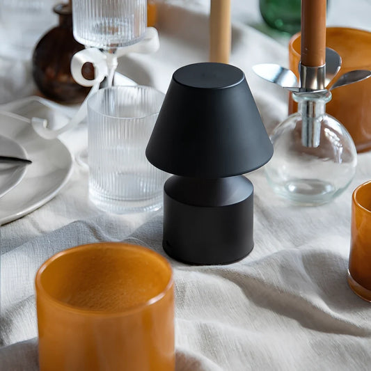 Oblo™ Lámpara de mesa