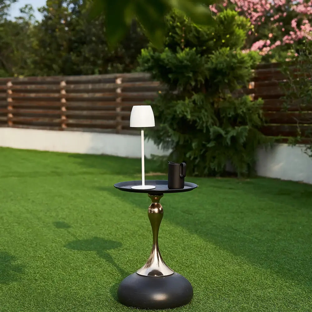 Eterna™ Lámpara de mesa
