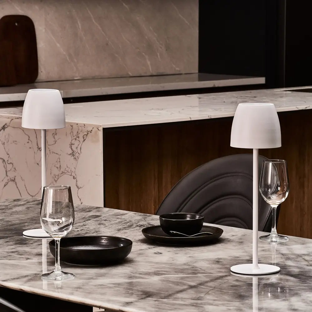 Eterna™ Lámpara de mesa