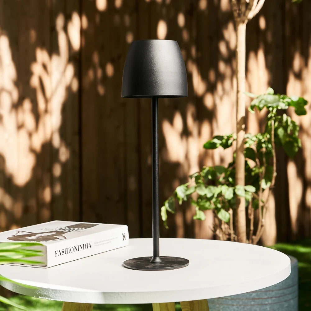 Eterna™ Lámpara de mesa