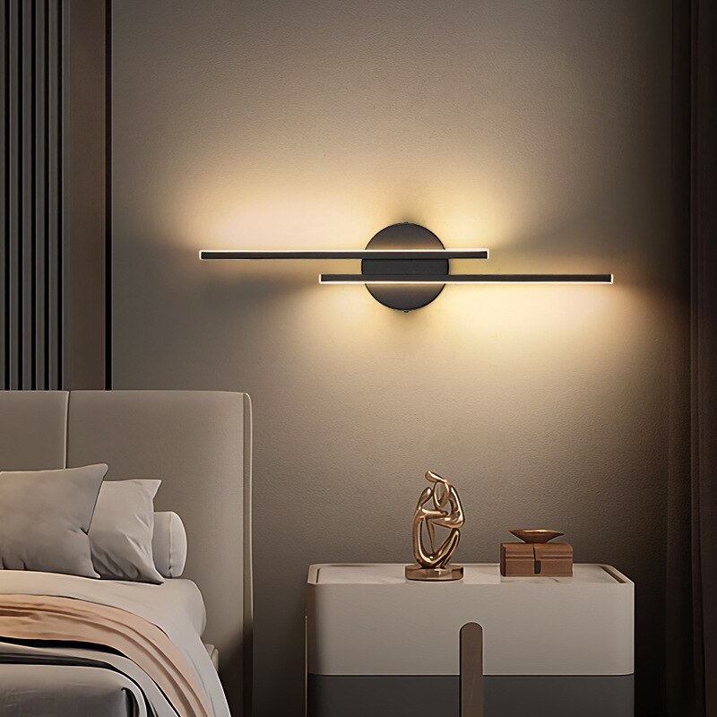 Harmonious wall sconce