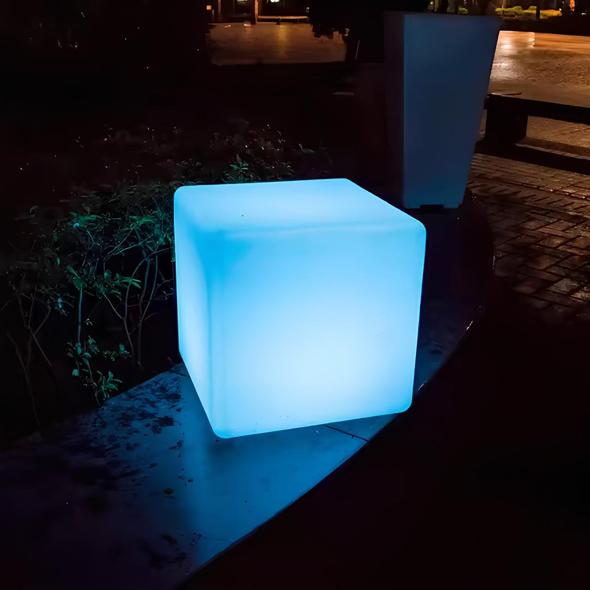 Luz de jardín cúbica