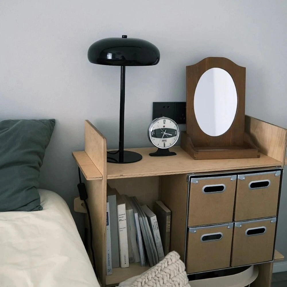 Lámpara de mesa retro elegante