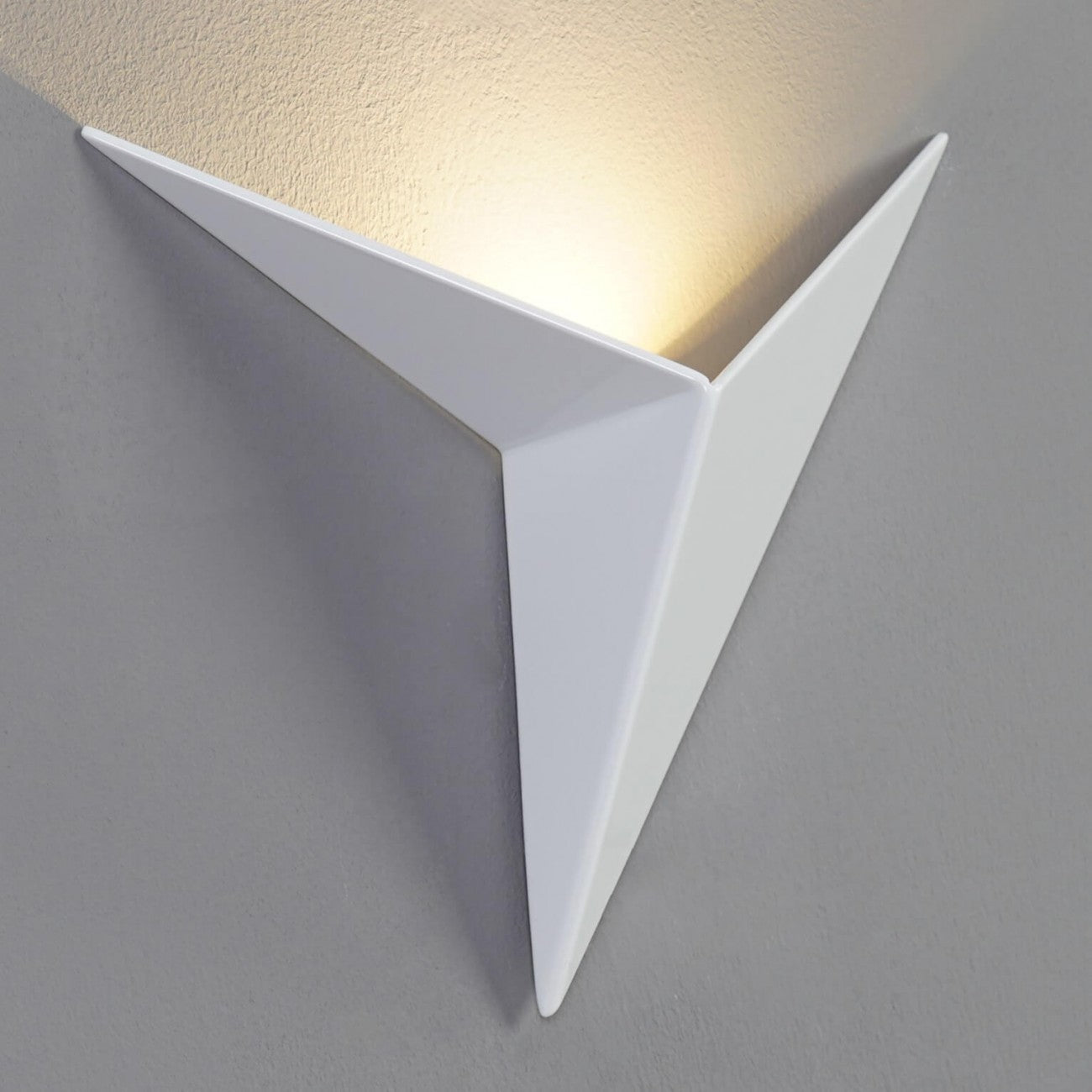 Trigon™ Lámpara de pared