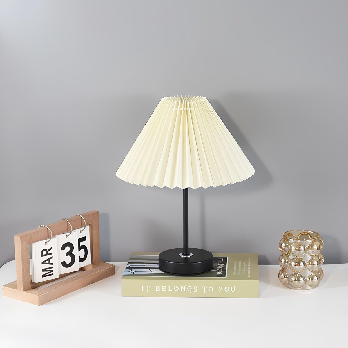Pleatique™ Lámpara de mesa