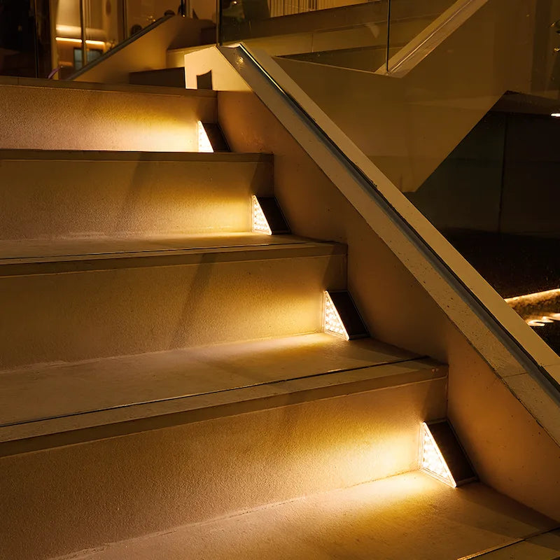 Luces solares para escalones