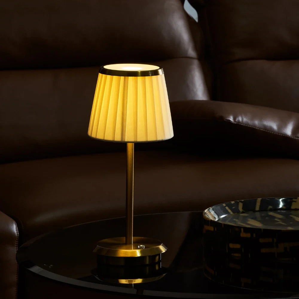 Lámpara de mesa clásica elegante