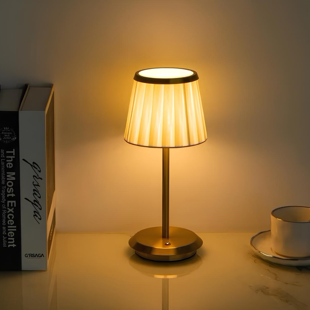 Lámpara de mesa clásica elegante