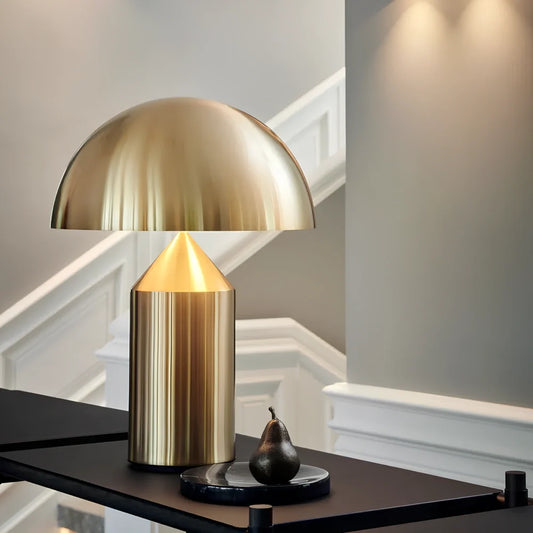 Aurelia™ Lámpara de mesa