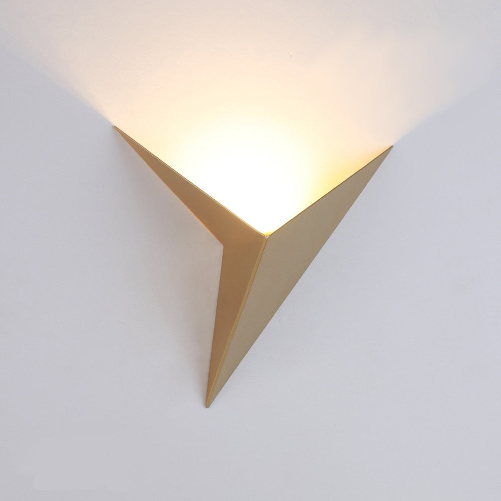 Trigon™ Lámpara de pared